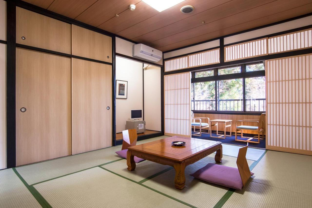 Nikko Tokanso Buitenkant foto