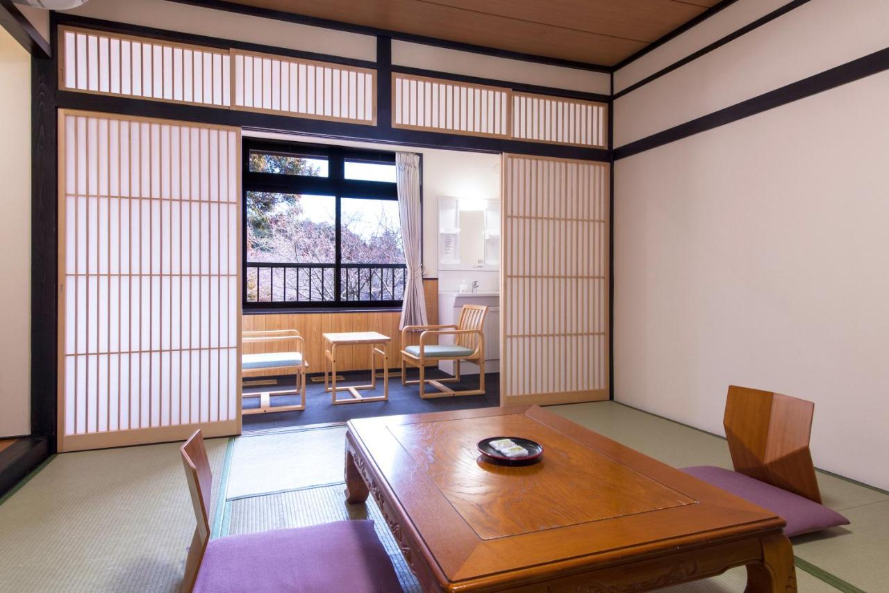 Nikko Tokanso Buitenkant foto